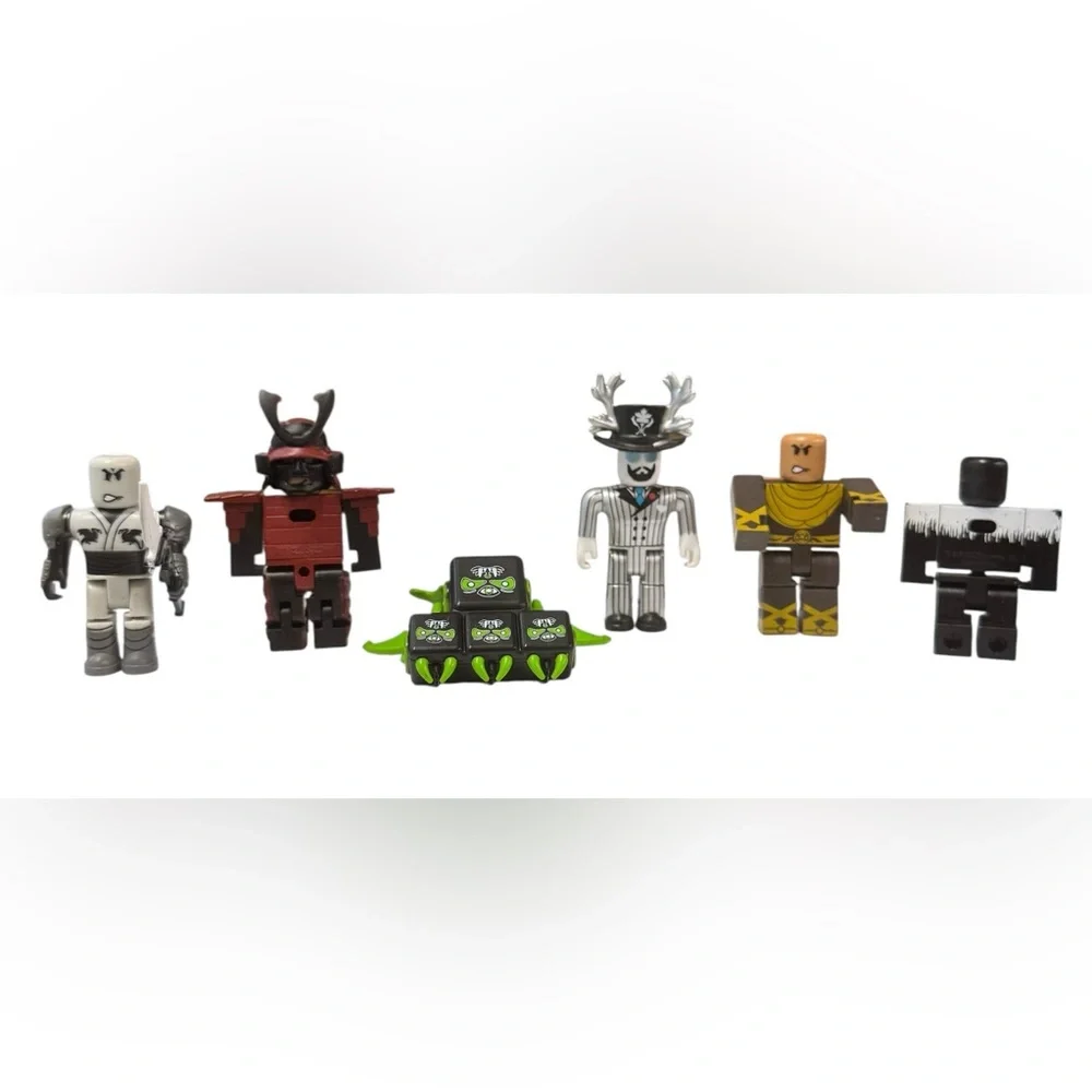 Roblox Action Figures Lot w/Acc Twin Vortex Ninja Assassin Samurai Celestial